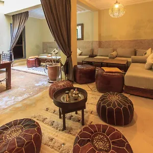 https://riad-la-porte-de-loasis.marrakeshhotelsmorocco.com